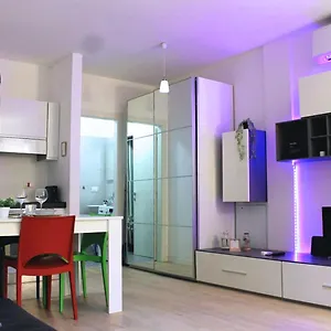Yr - Navigli Appartamento