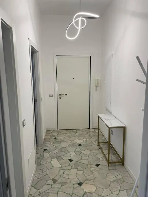 Ilaria San Siro Fiera Milan Apartment 0*,  イタリア