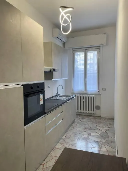 Ilaria San Siro Fiera Milan Apartment イタリア